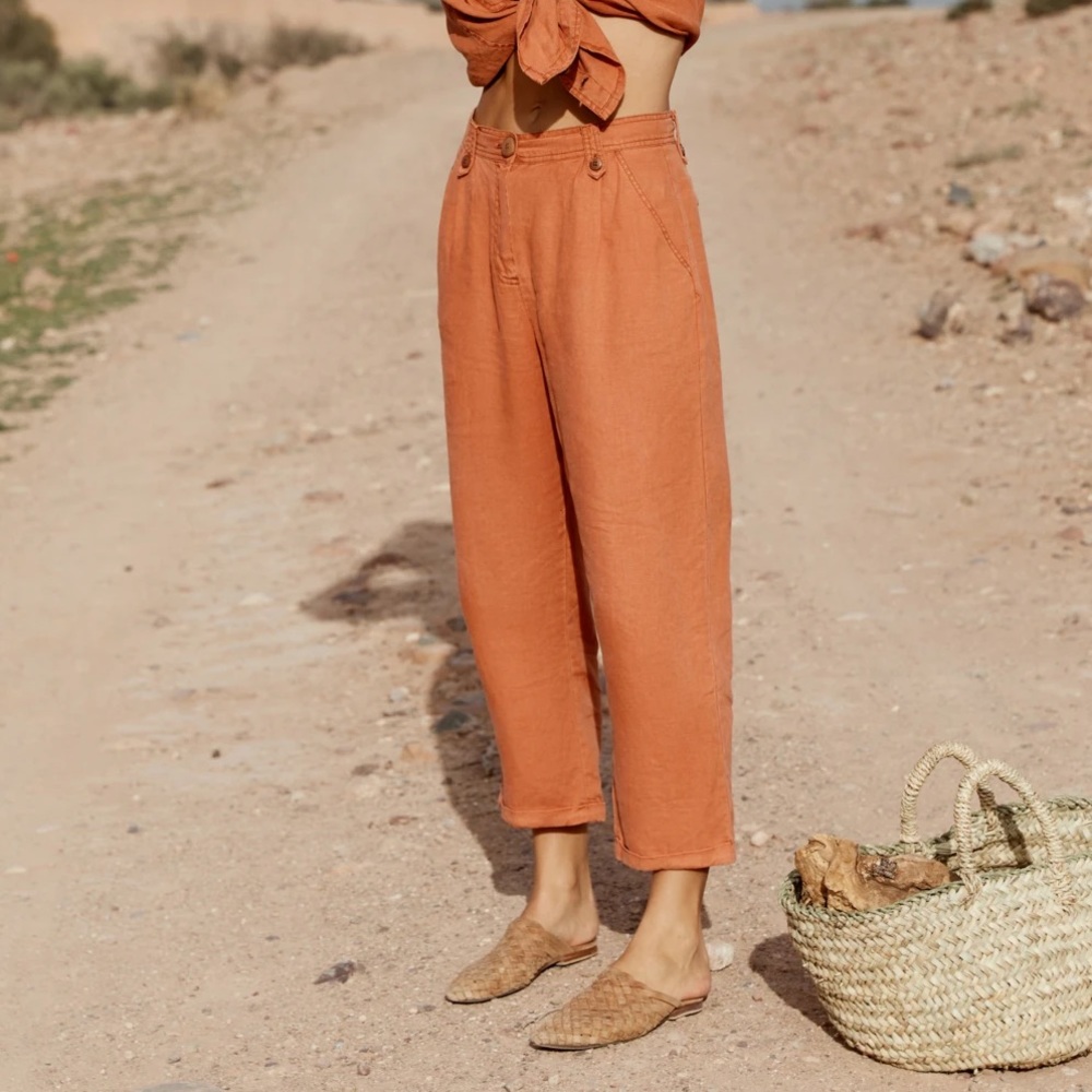 Arnhem - Marrakech cropped pants
100% Linen
Size AU 8/ US 6
Australia label